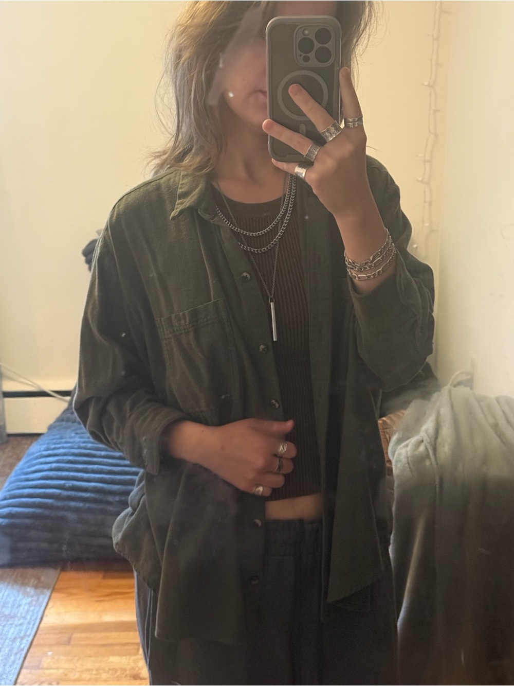 Old Navy Women's Boyfriend Button-Up Shirt XL Green Solid Collared Long Sleeve